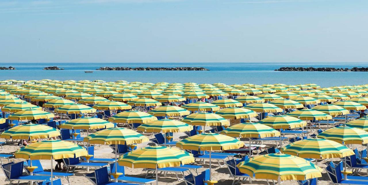 Piccolo Hotel Cesenatico Exterior photo